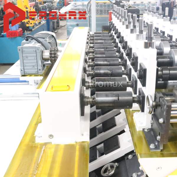 3-in-1 automatic convertible light steel keel roll forming machine