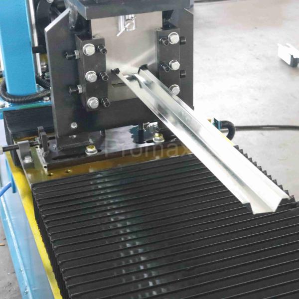 automatic metal omega roll forming machine cutting blade
