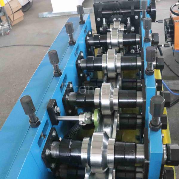 omega channel roll forming machine rollers