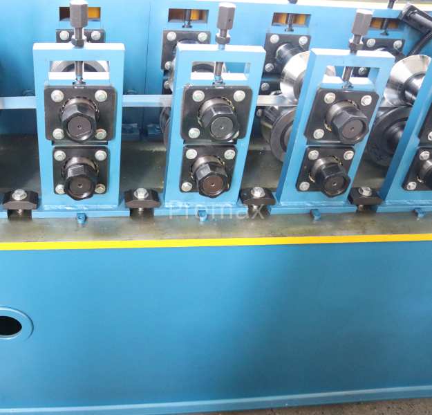 Angle profile making machine frame