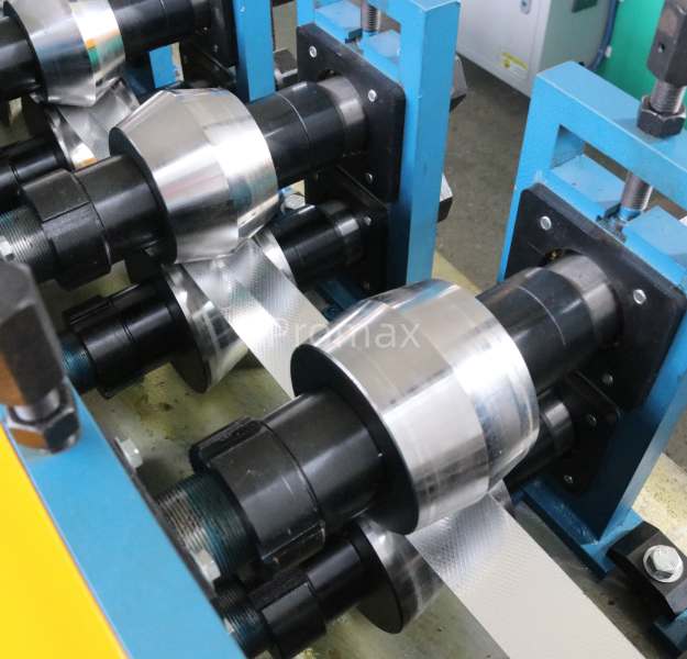 Angle keel making machine rollers